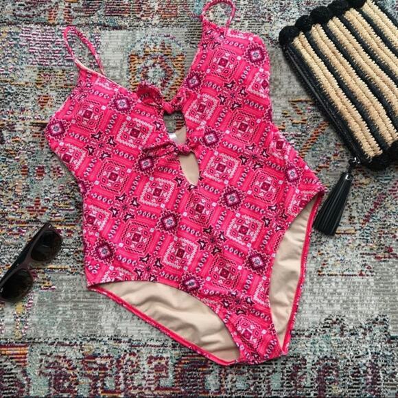 Vanilla Beach Knot Front One Piece Swimsuit Coral Tribal Swim Boho Beach Size XL - Picture 7 of 7